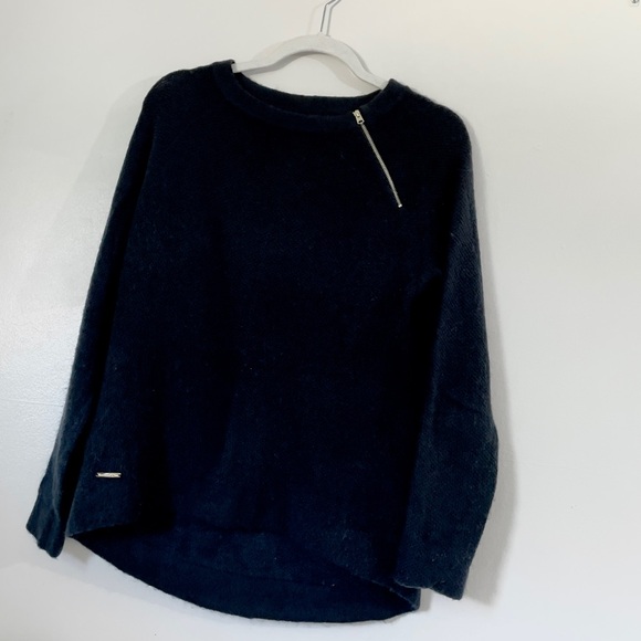 Abercrombie & Fitch Sweater - Picture 1 of 5
